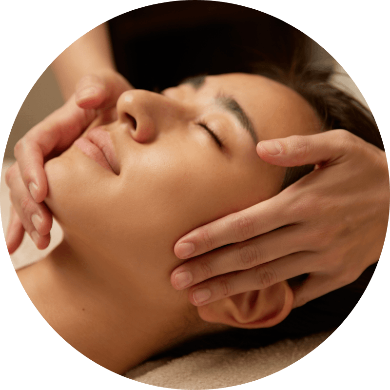 小顔矯正の施術体験